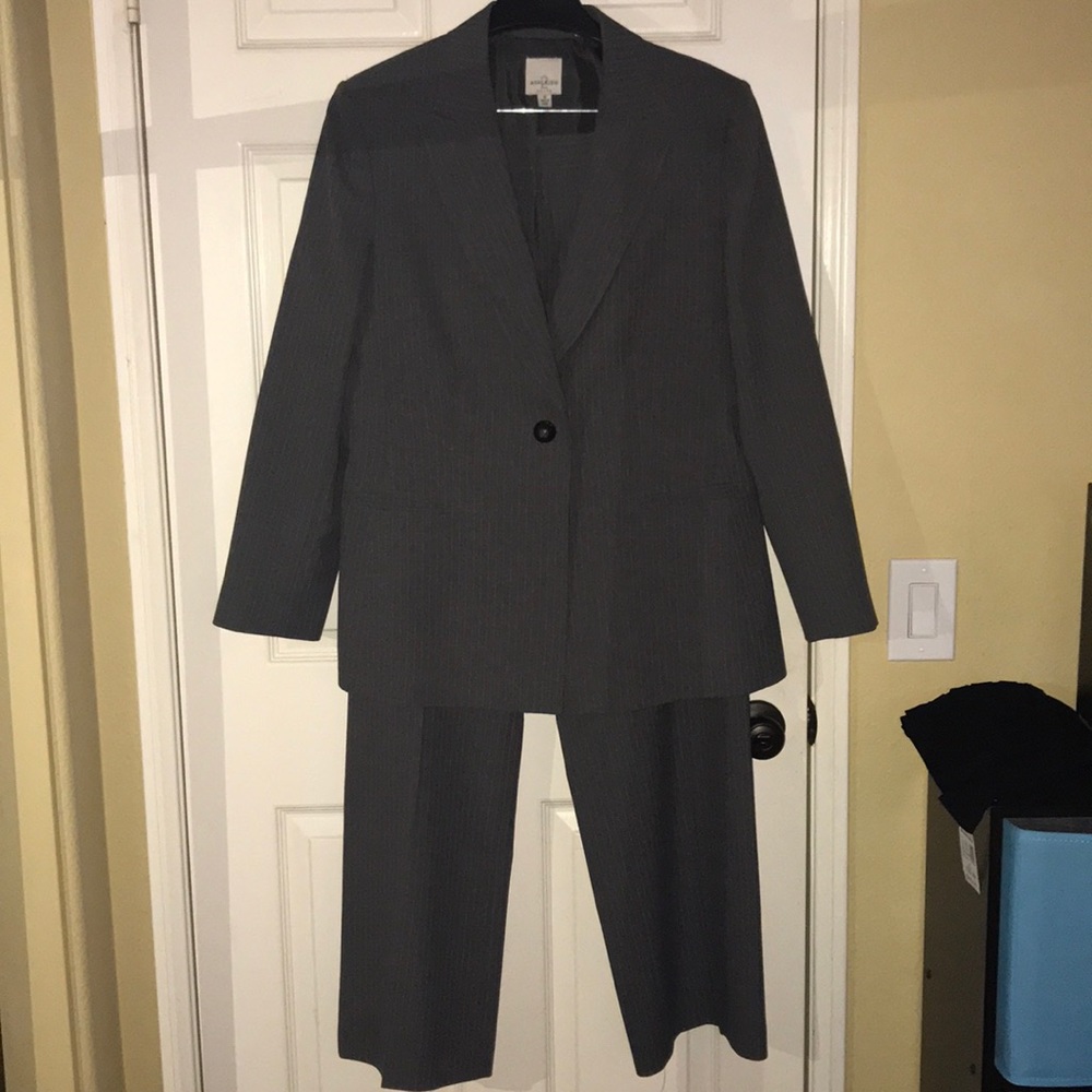 Anne Klein 2 Suits Set Gray with Pin Stripes